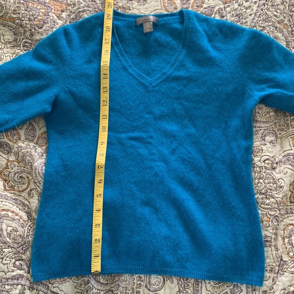 Blue Cashmere Sweater - Picture 5 of 6